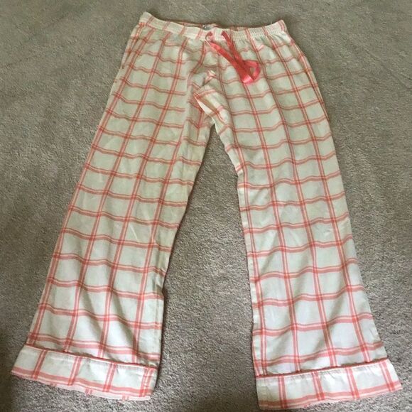 UGG Pink and White Plaid Pajama Pants - Picture 2 of 6
